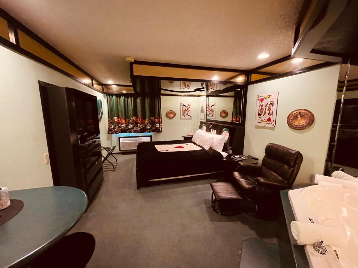 Designer Inn And Suites Toledo Esterno foto