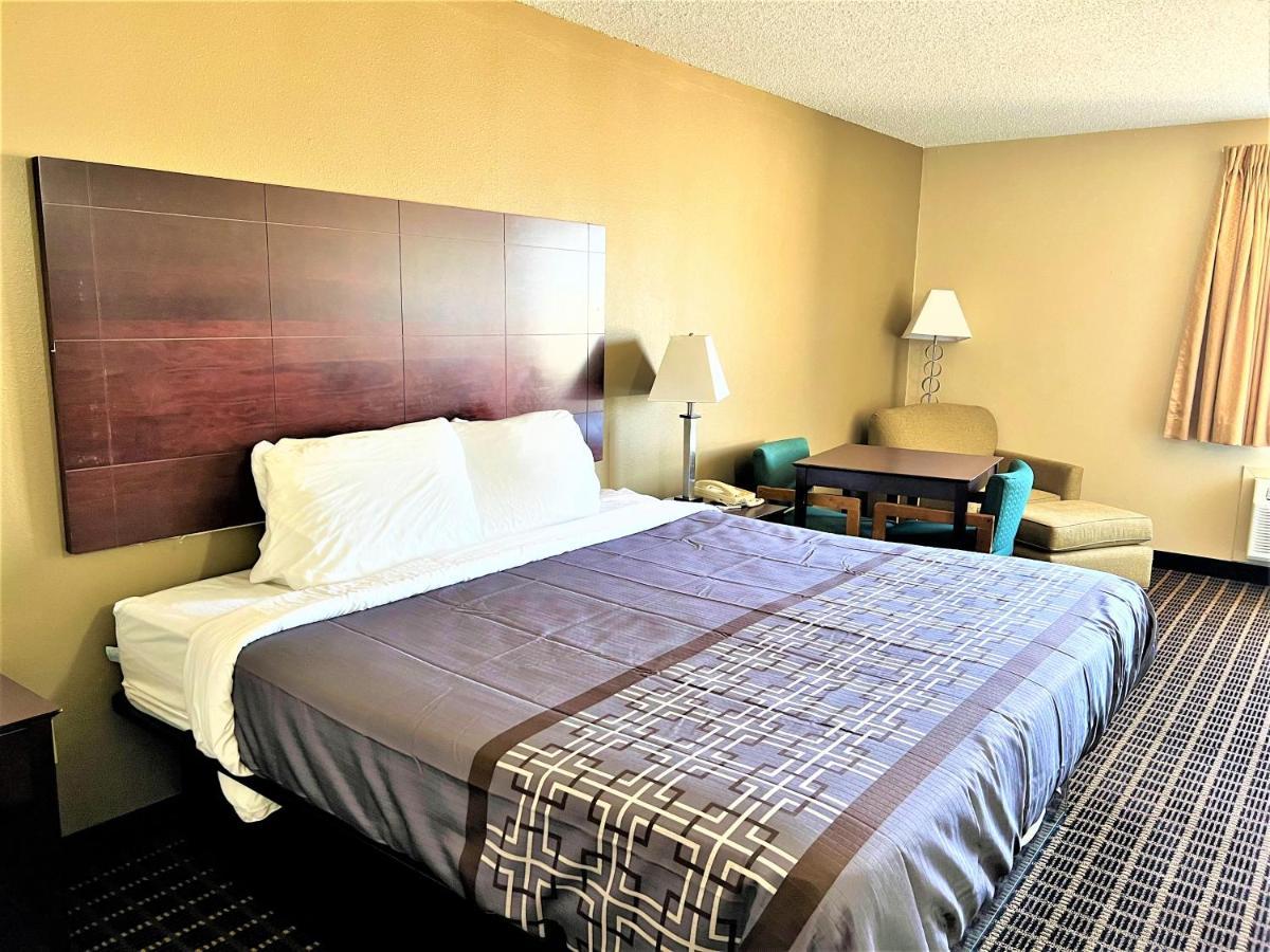 Designer Inn And Suites Toledo Esterno foto